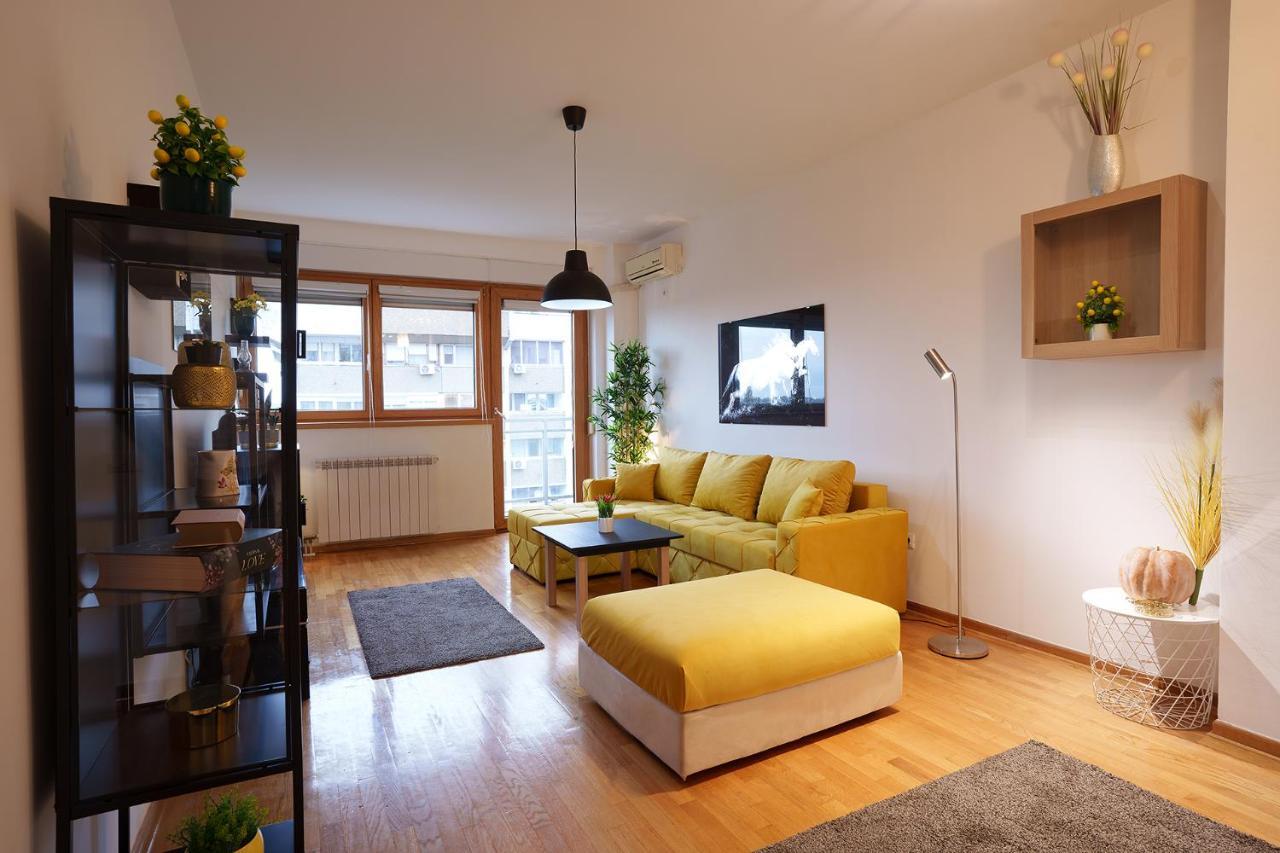 Yellow Lux Apartment Belgrado Exterior foto